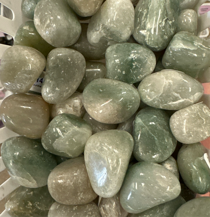 Aventurine (Green) Polished V514