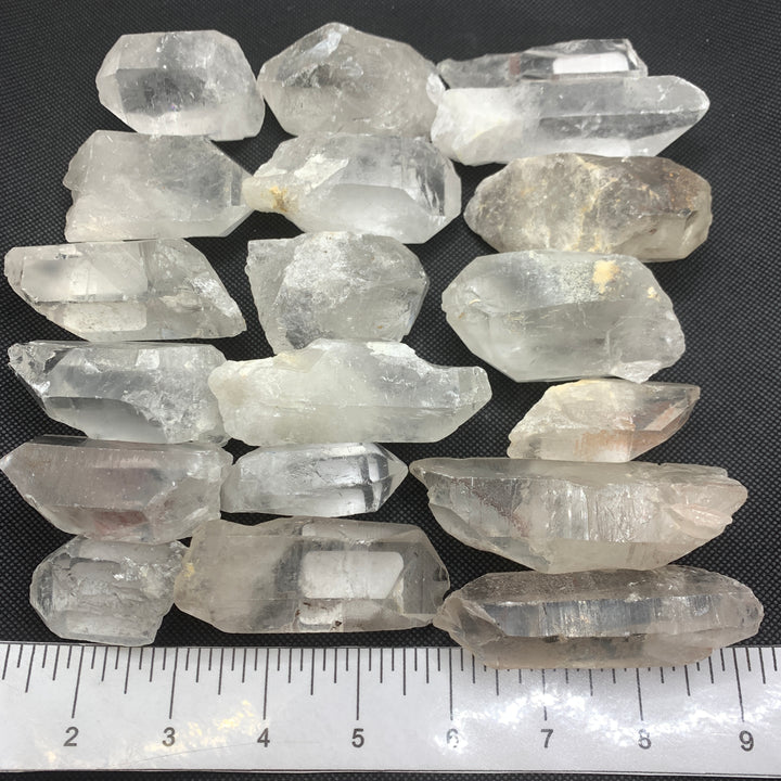 Quartz Rough Imperfect Point Y302