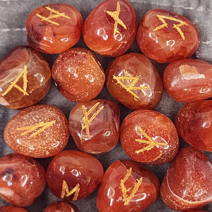 Rune Set - Carnelian