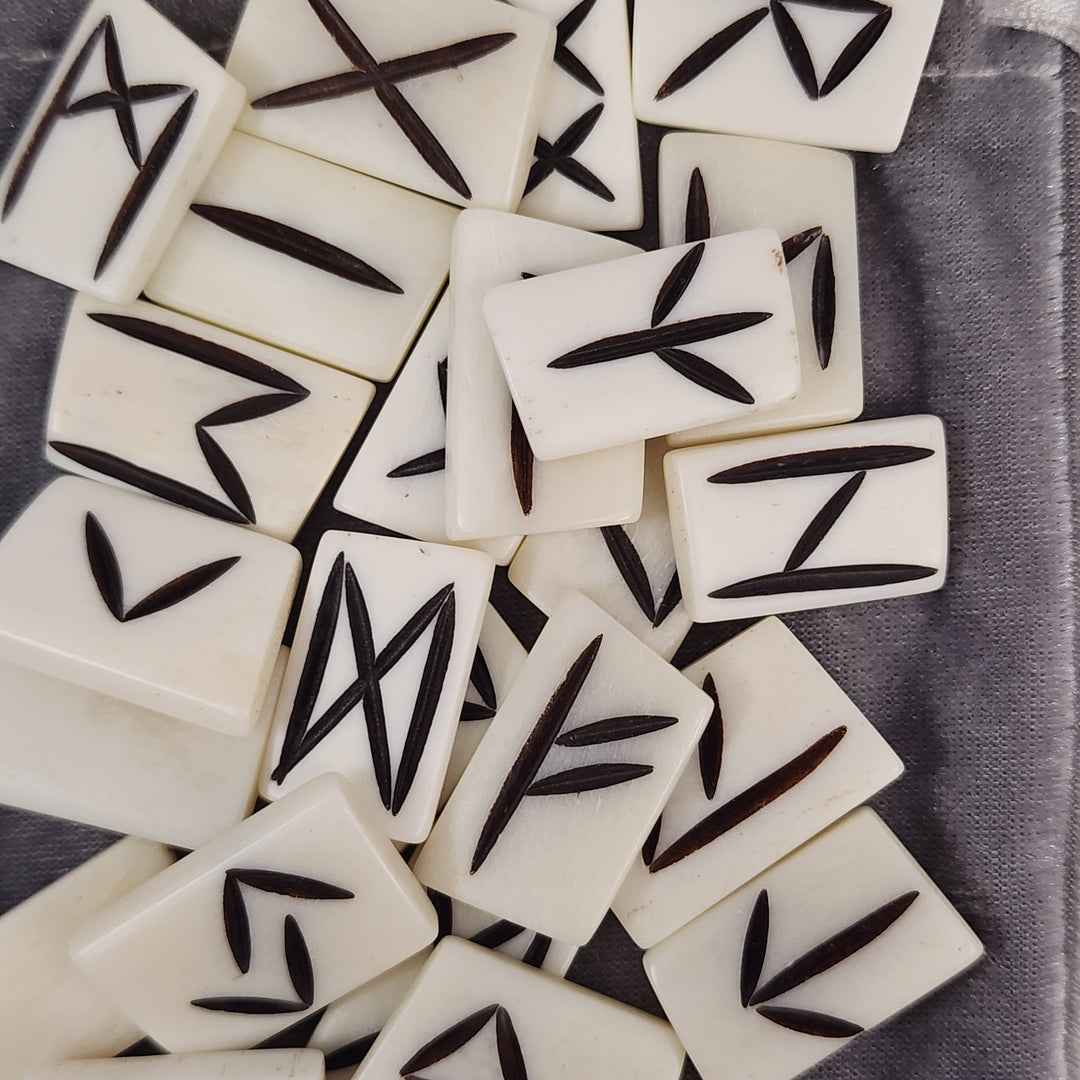 Rune Set - Bone