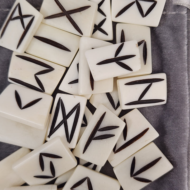 Rune Set - Bone