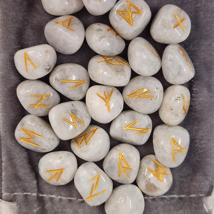 Rune Set - Rainbow Moonstone
