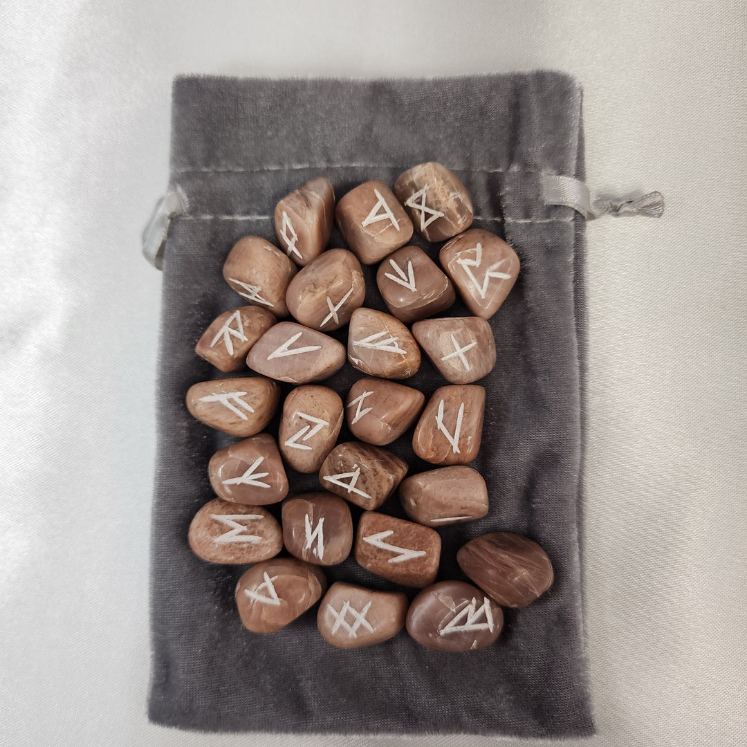 Rune Set - Peach Moonstone