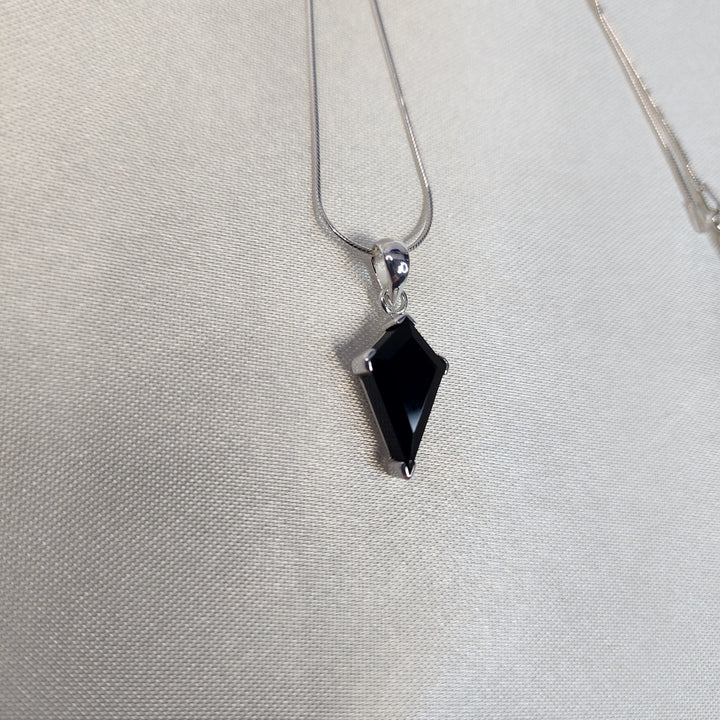 Black Onyx Pendant-MN26012