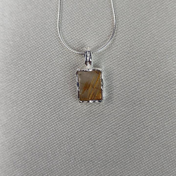 Golden Rutilated Quartz Pendant-MN26018