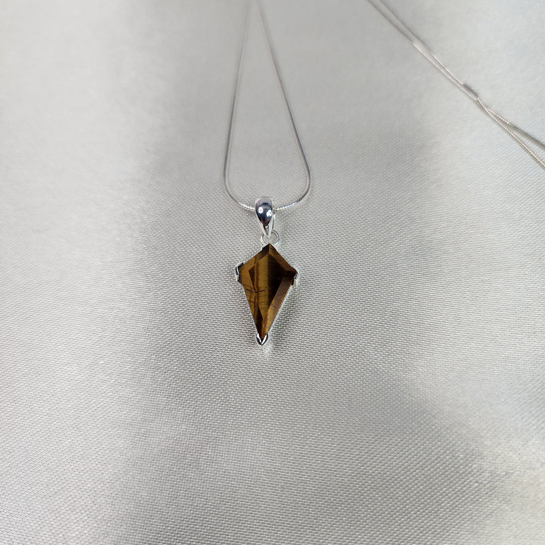 Tiger Eye Pendant-MN26021