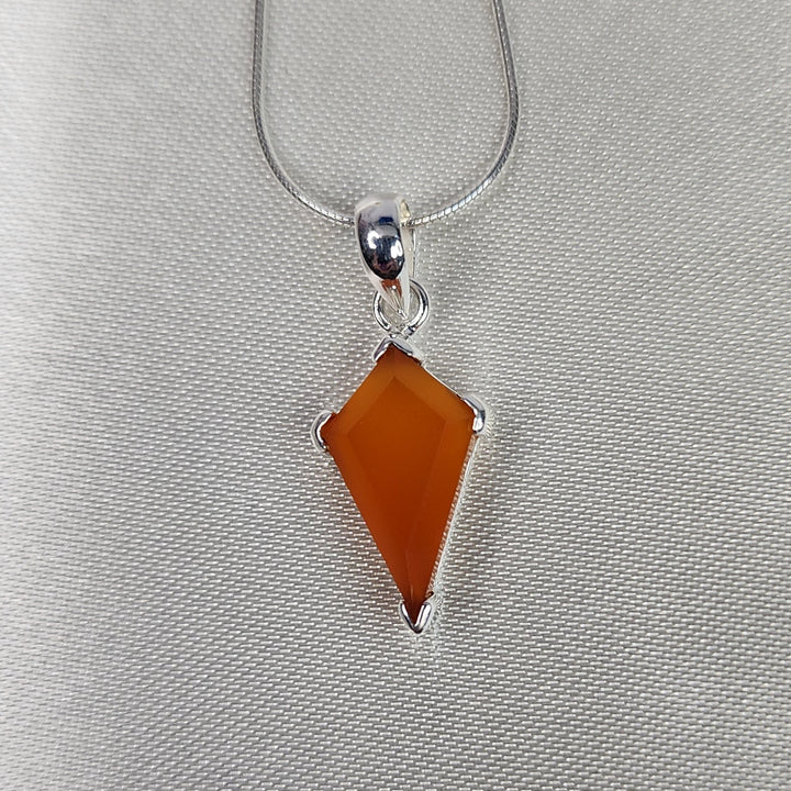 Carnelian Pendant-MN26026