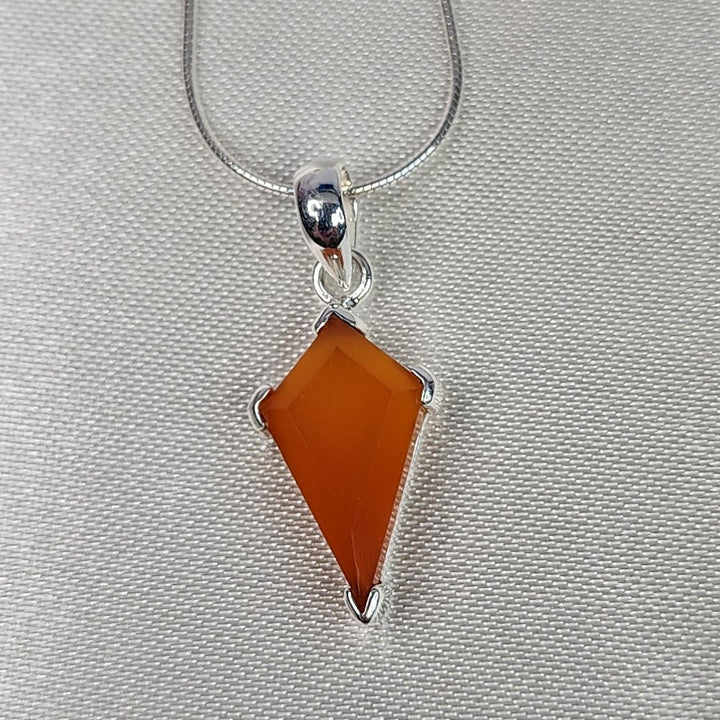 Carnelian Pendant-MN26028