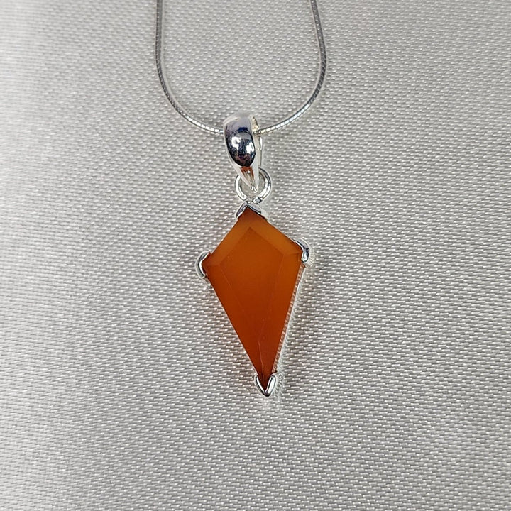 Carnelian Pendant-MN26027