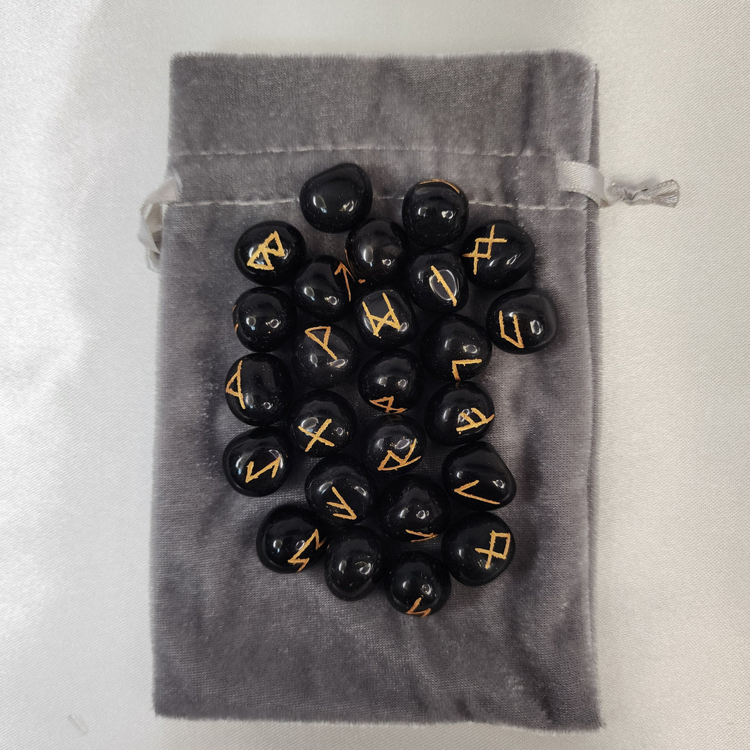 Rune Set - Black Onyx