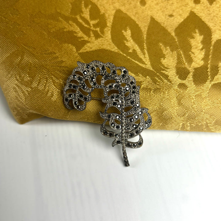 Leaf Pin-LC094