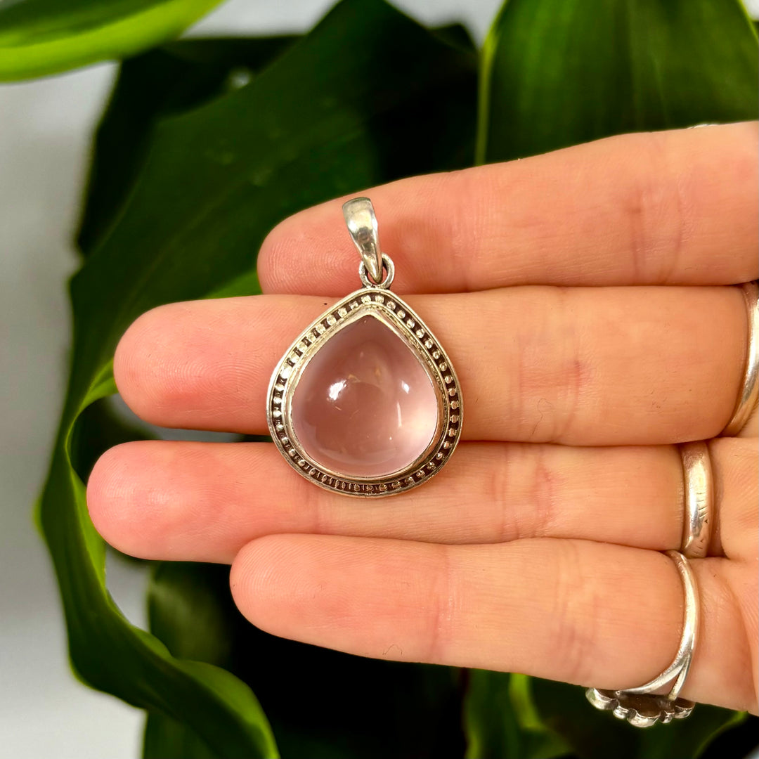 Rose Quartz Pendant -JD187 Cosmic Connections Rose Quartz Pendant -JD187 Cosmic Connections