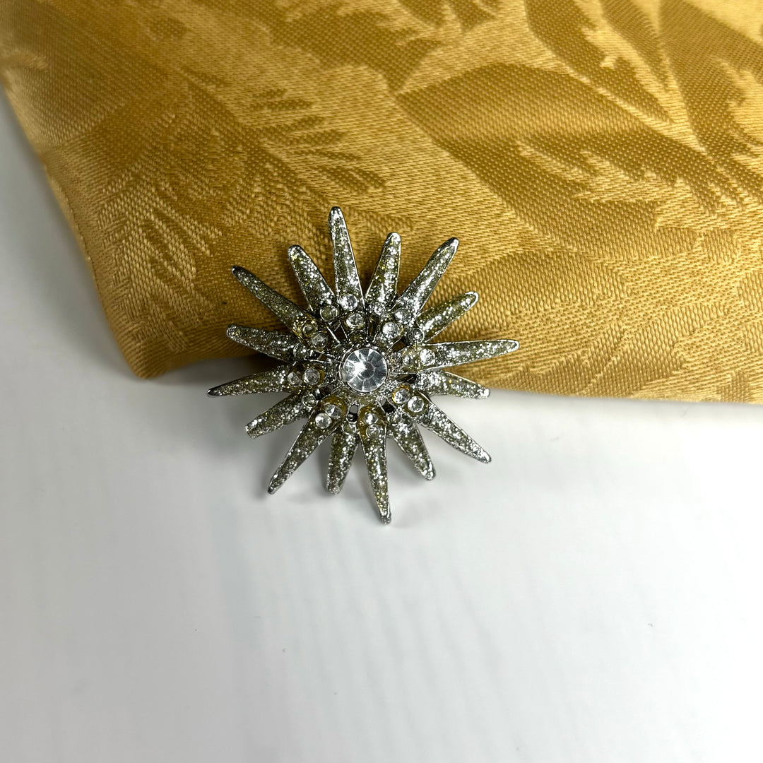 Starburst Pin-LC068