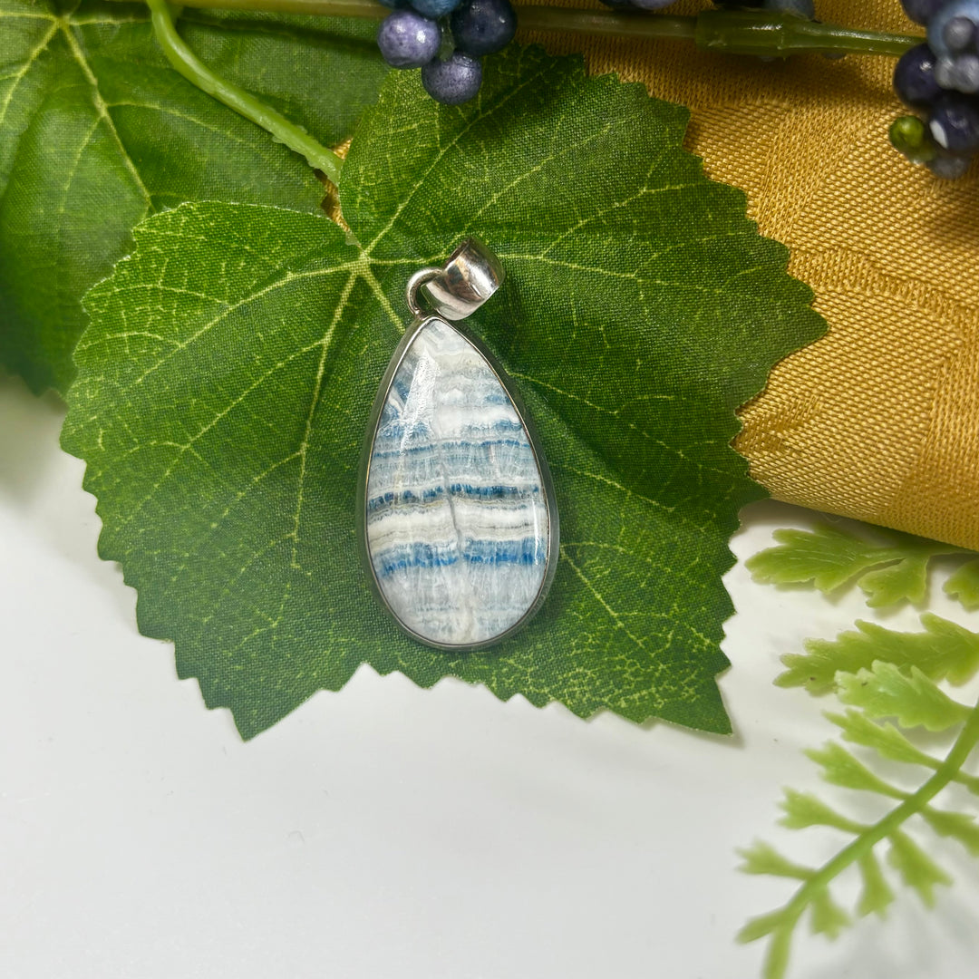 Blue Sheelite Pendant-MN77b P14