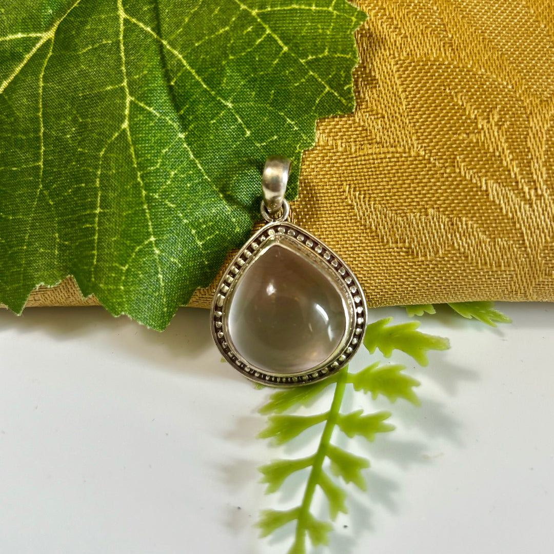 Rose Quartz Pendant -JD187