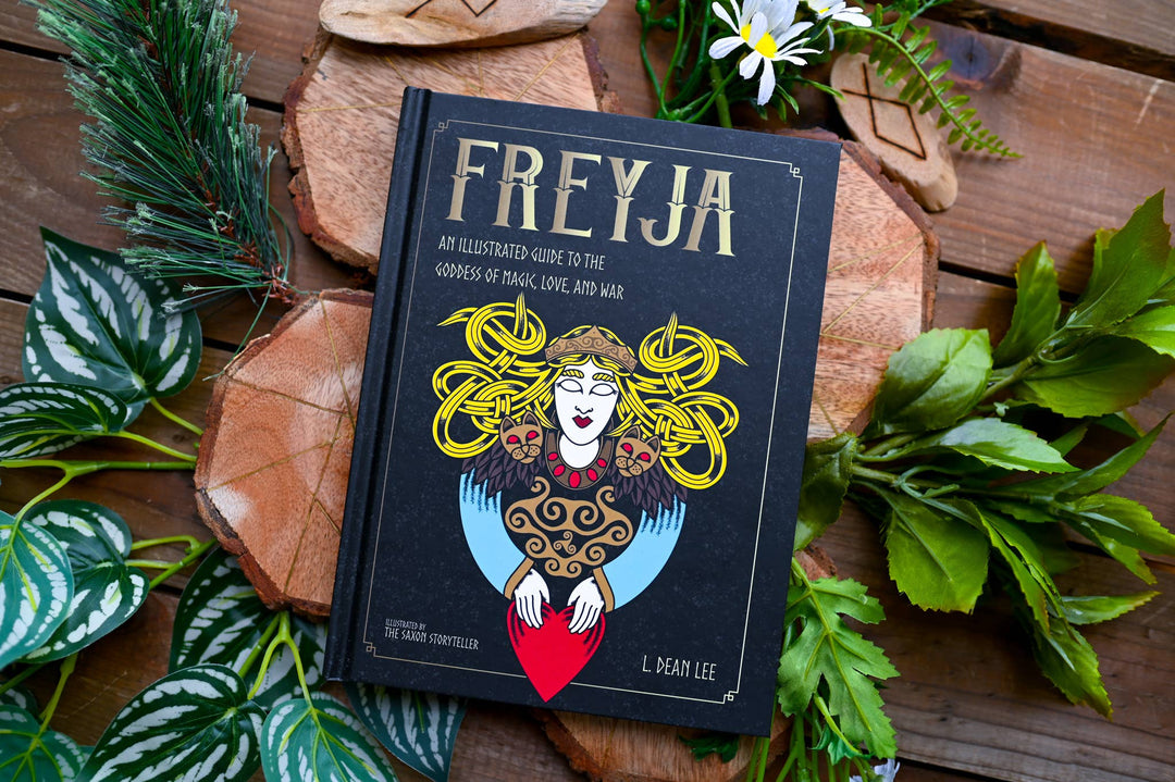 Freyja: An Illustrated Guide...Goddess of Magic, Love & War
