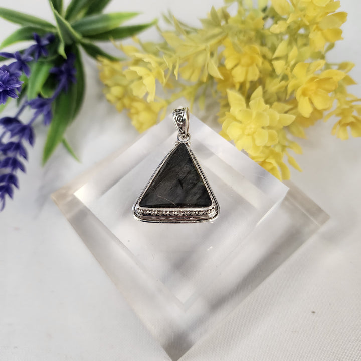 Labradorite Pendant  -JDS26155