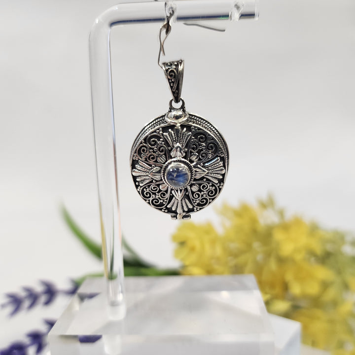 Labradorite Locket  -JDS26145