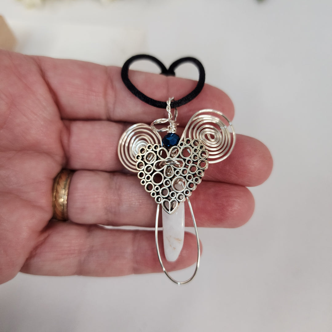 Dana Angel-Agate-DP26009