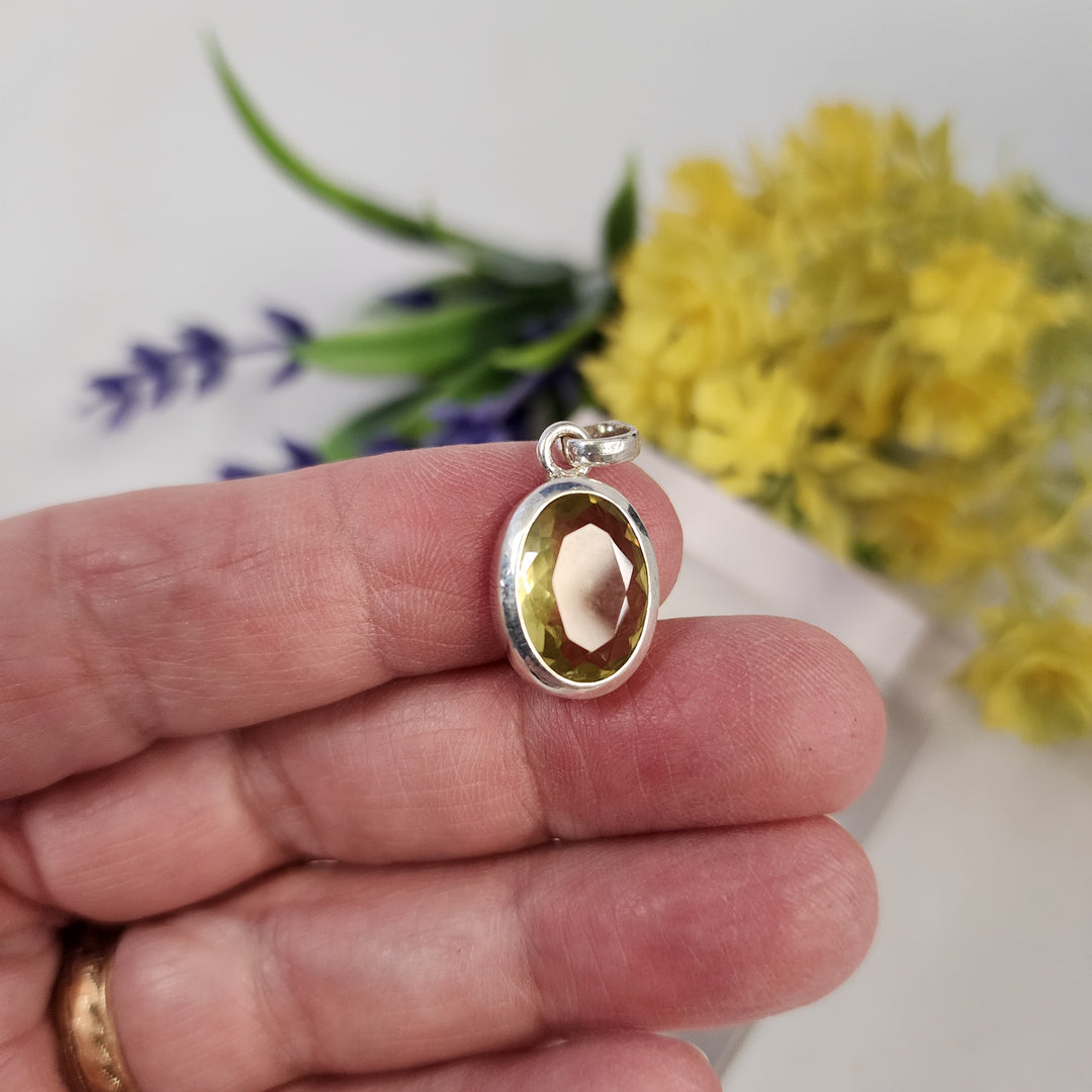 Citrine Pendant  -JDS26111
