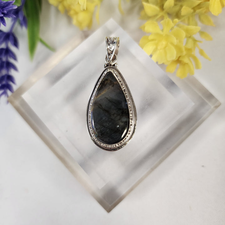 Labradorite Pendant  -JDS26158