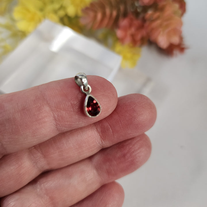 Tourmaline Pendant  -JDS26022