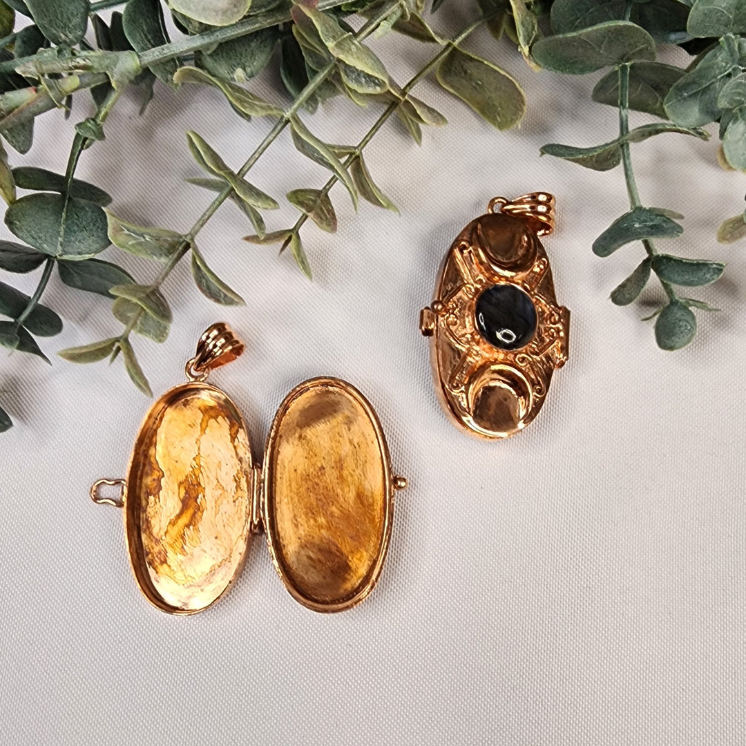 Triple Moon Locket-MJ176