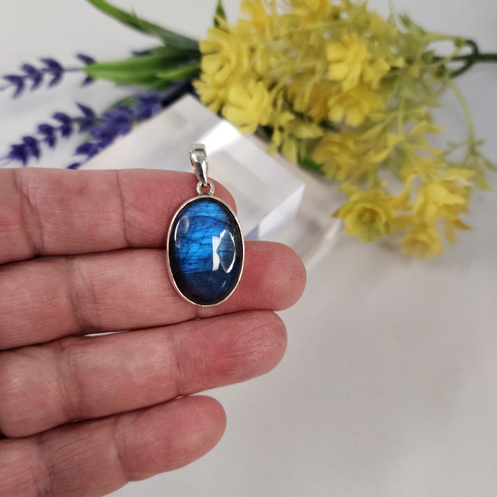 Labradorite Pendant  -JDS26108