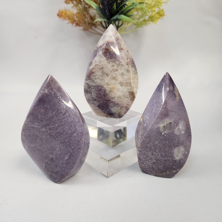 Lepidolite Flame CR26018