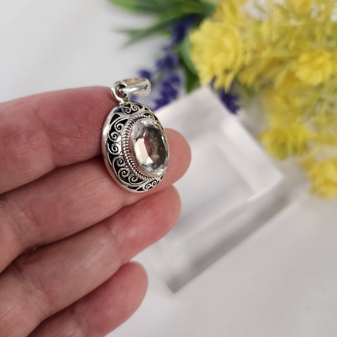 Clear Quartz Pendant  -JDS26127