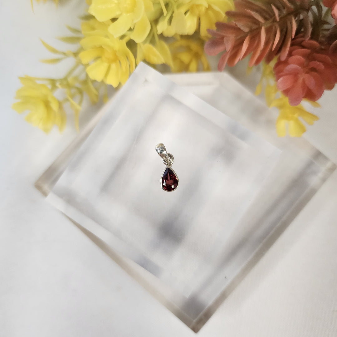 Tourmaline Pendant  -JDS26022