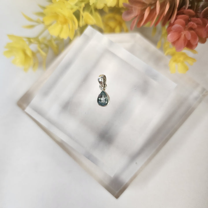 Aquamarine Pendant  -JDS26019