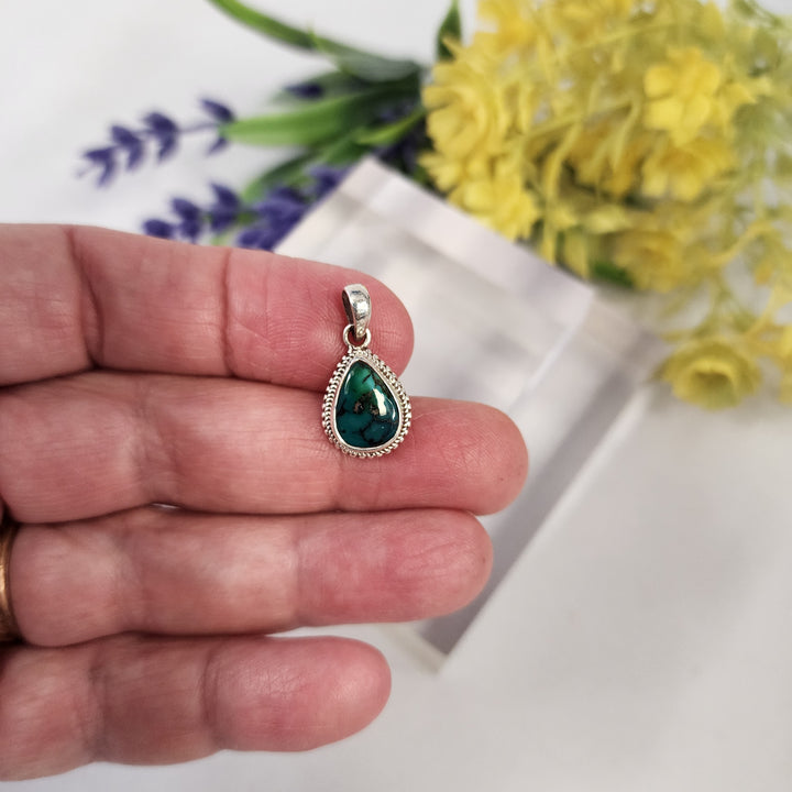 Turquoise Pendant  -JDS26092