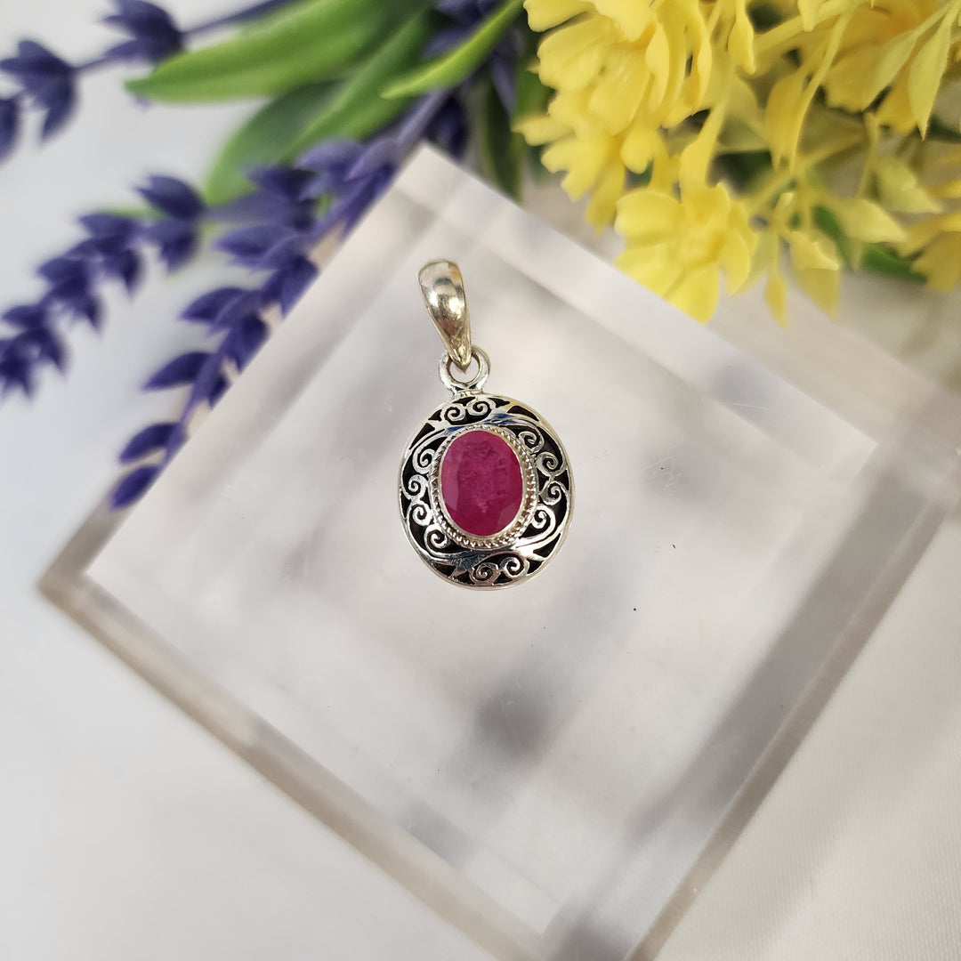 Ruby Pendant  -JDS26106