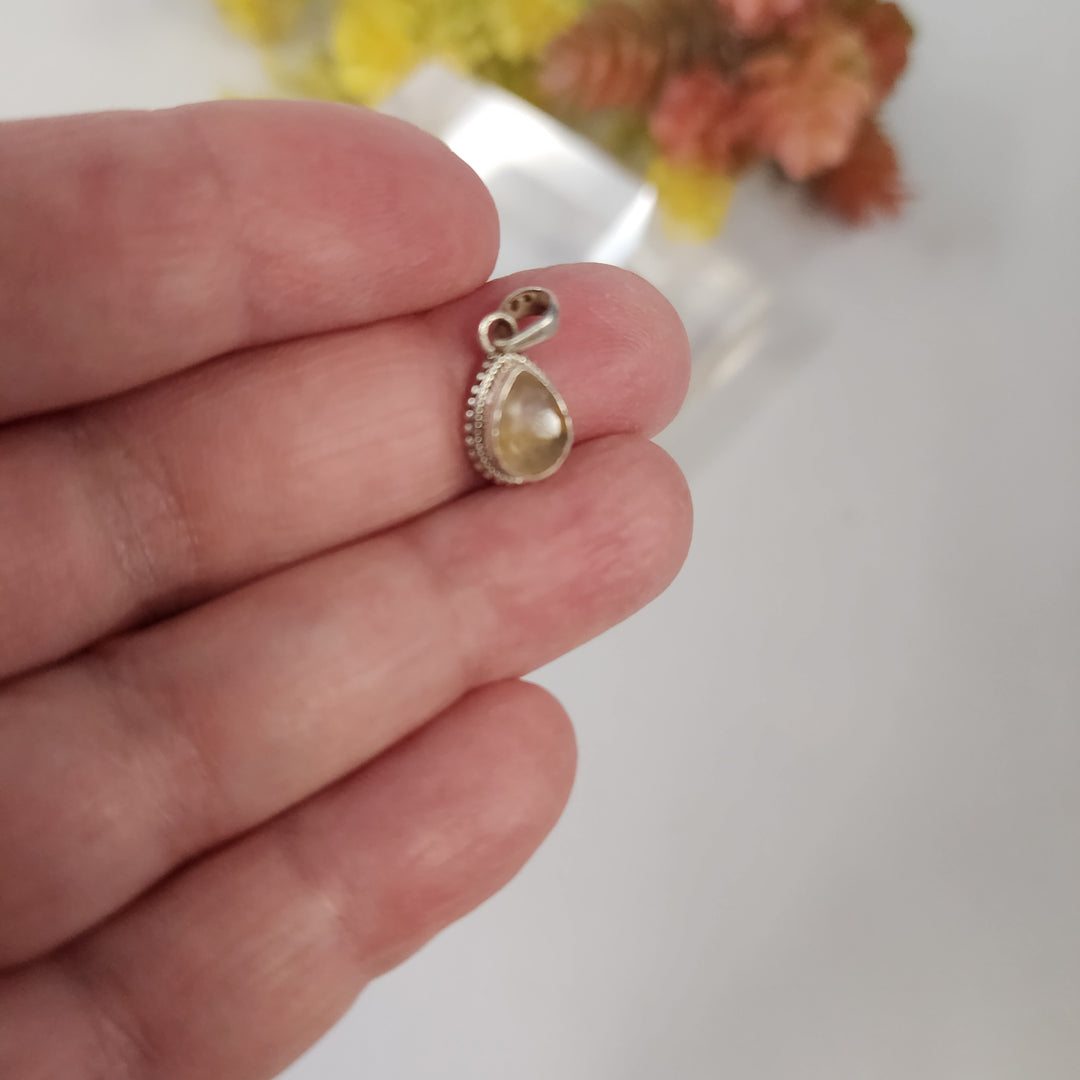 Rutile Quartz Pendant  -JDS26042