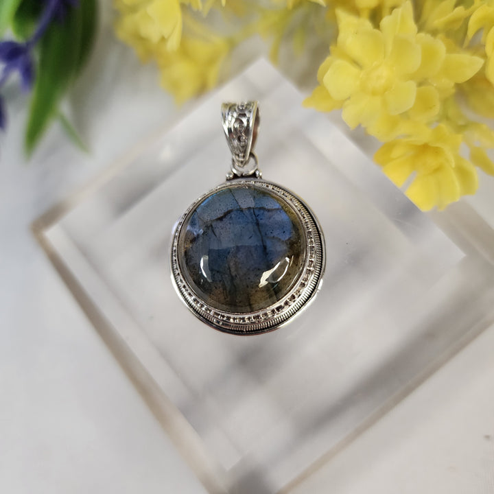 Labradorite Pendant  -JDS26154