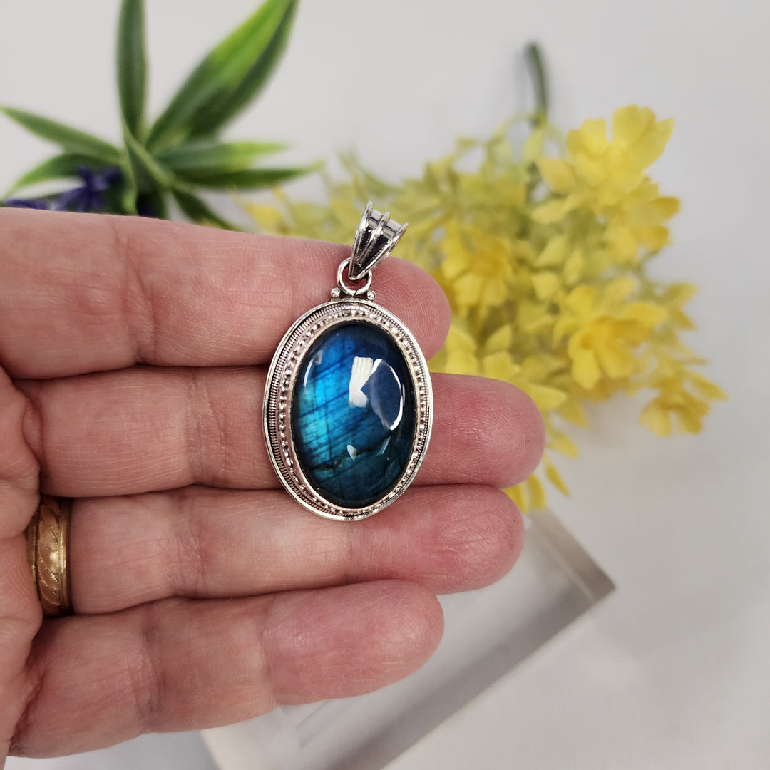 Labradorite Pendant  -JDS26156