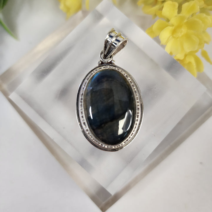 Labradorite Pendant  -JDS26156