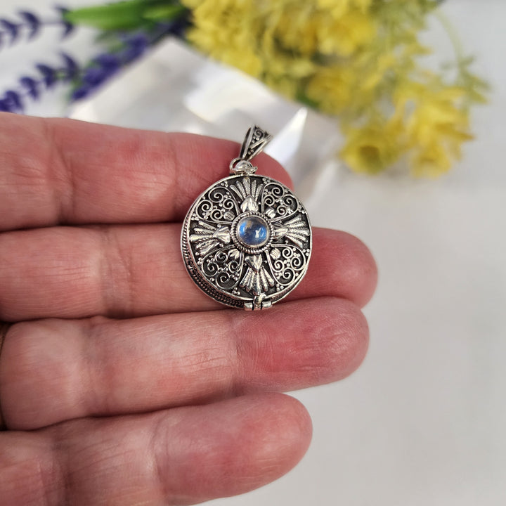 Labradorite Locket  -JDS26145