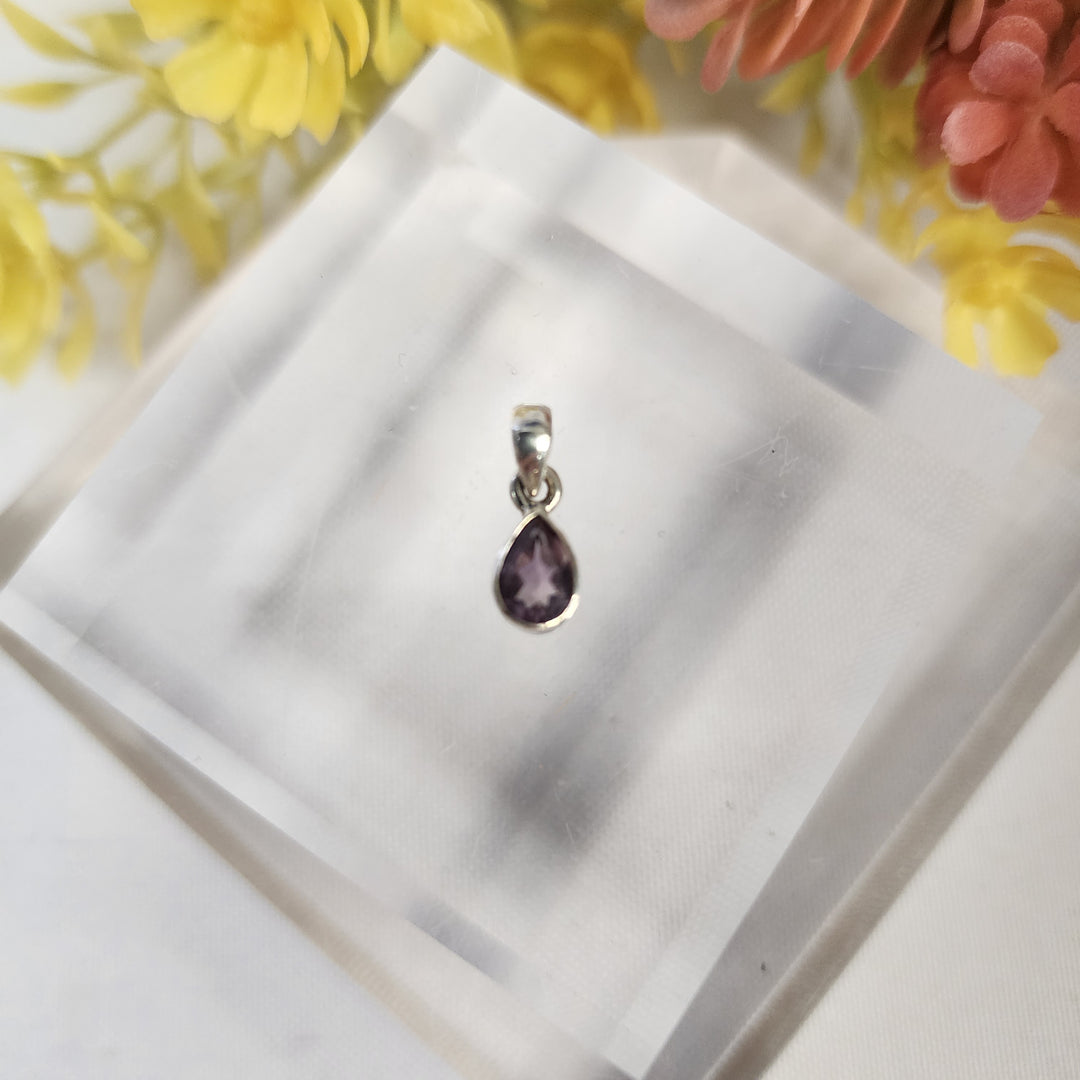 Tanzanite Pendant  -JDS26020