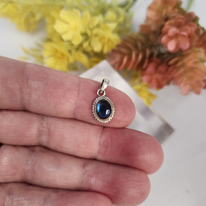 Labradorite Pendant  -JDS26032