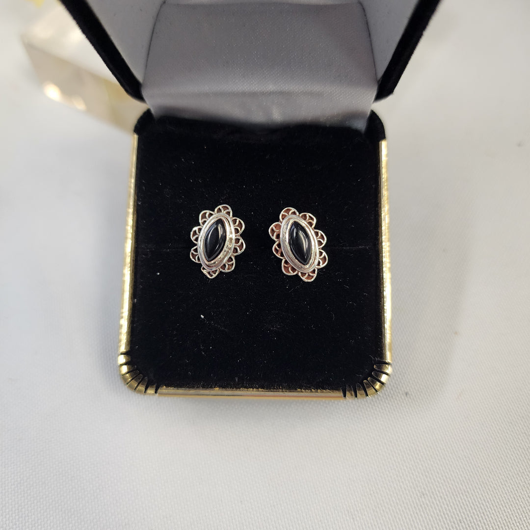 Black Onyx Earrings  -JDS26054