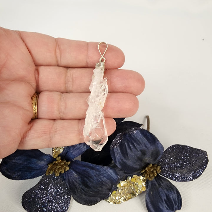 Faden Quartz Pendant FAD-3