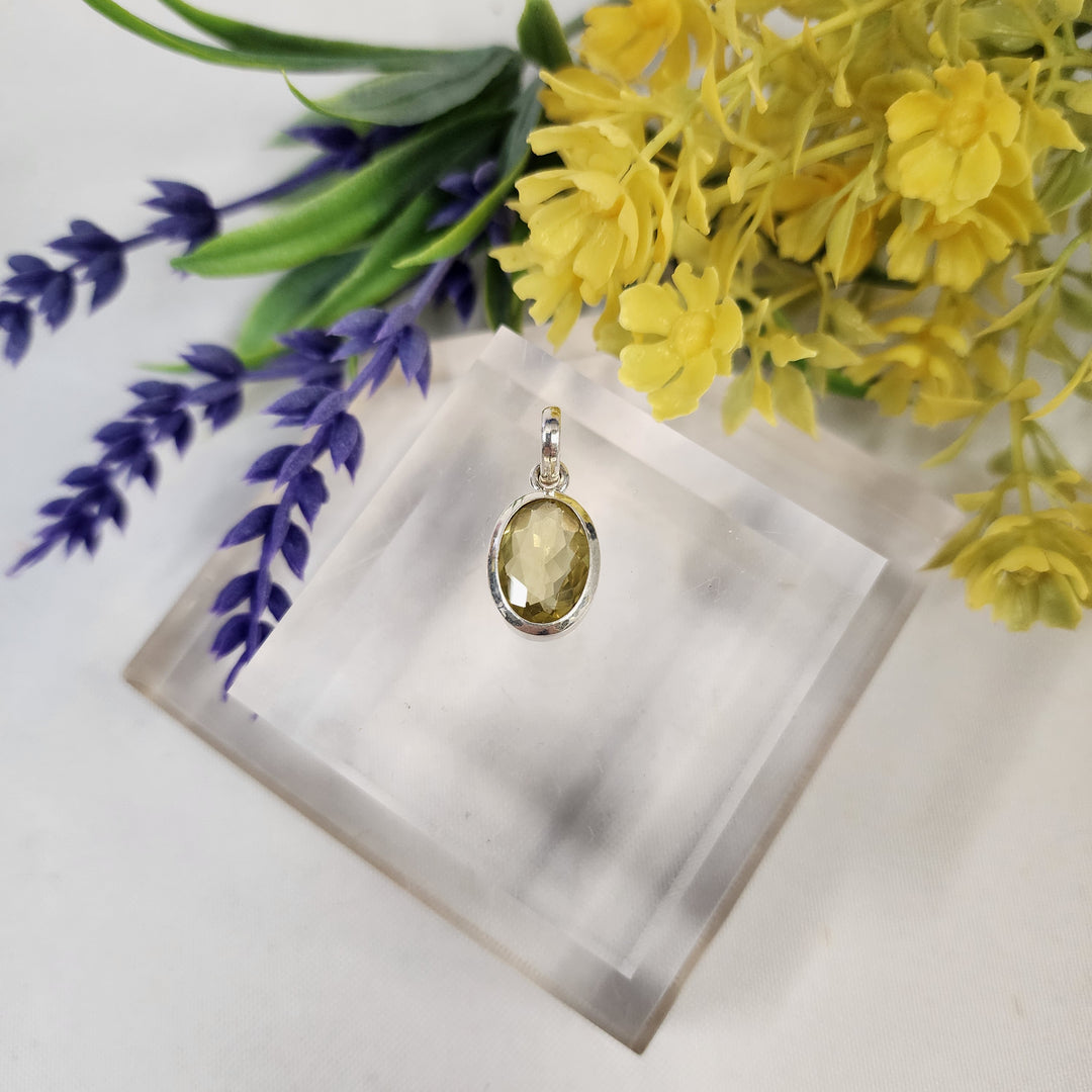 Citrine Pendant  -JDS26111