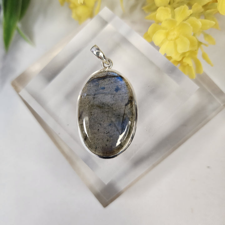 Labradorite Pendant  -JDS26157