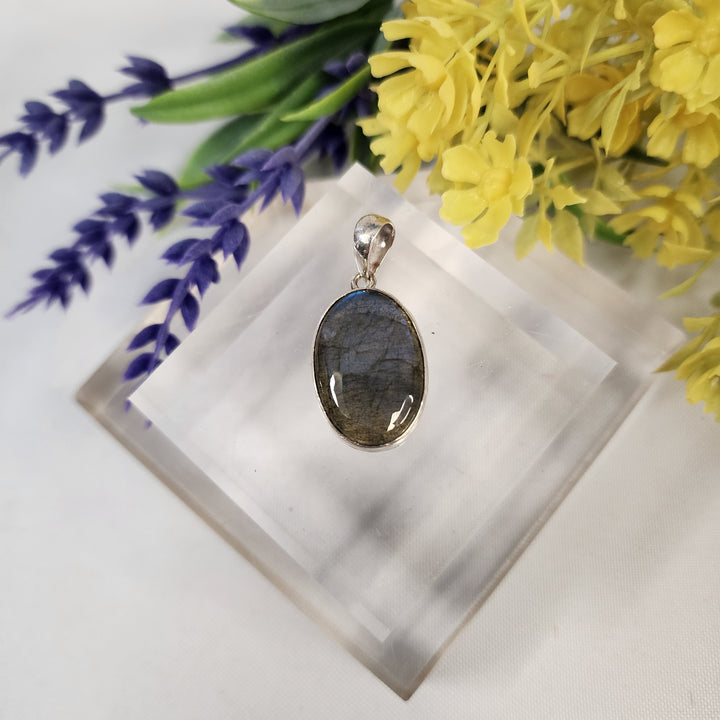Labradorite Pendant  -JDS26108