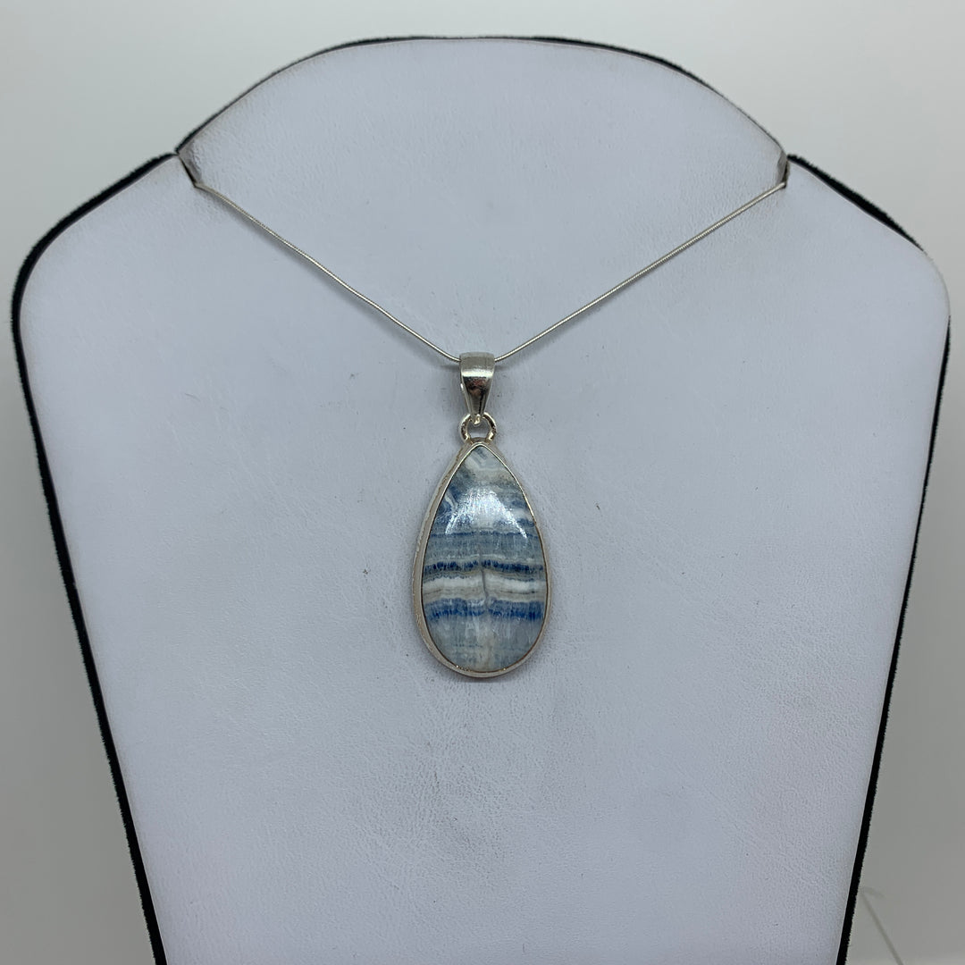 Blue Sheelite Pendant-MN77b P14