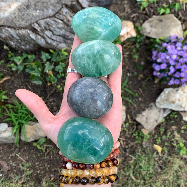 Fluorite Palm Stone PS56-1