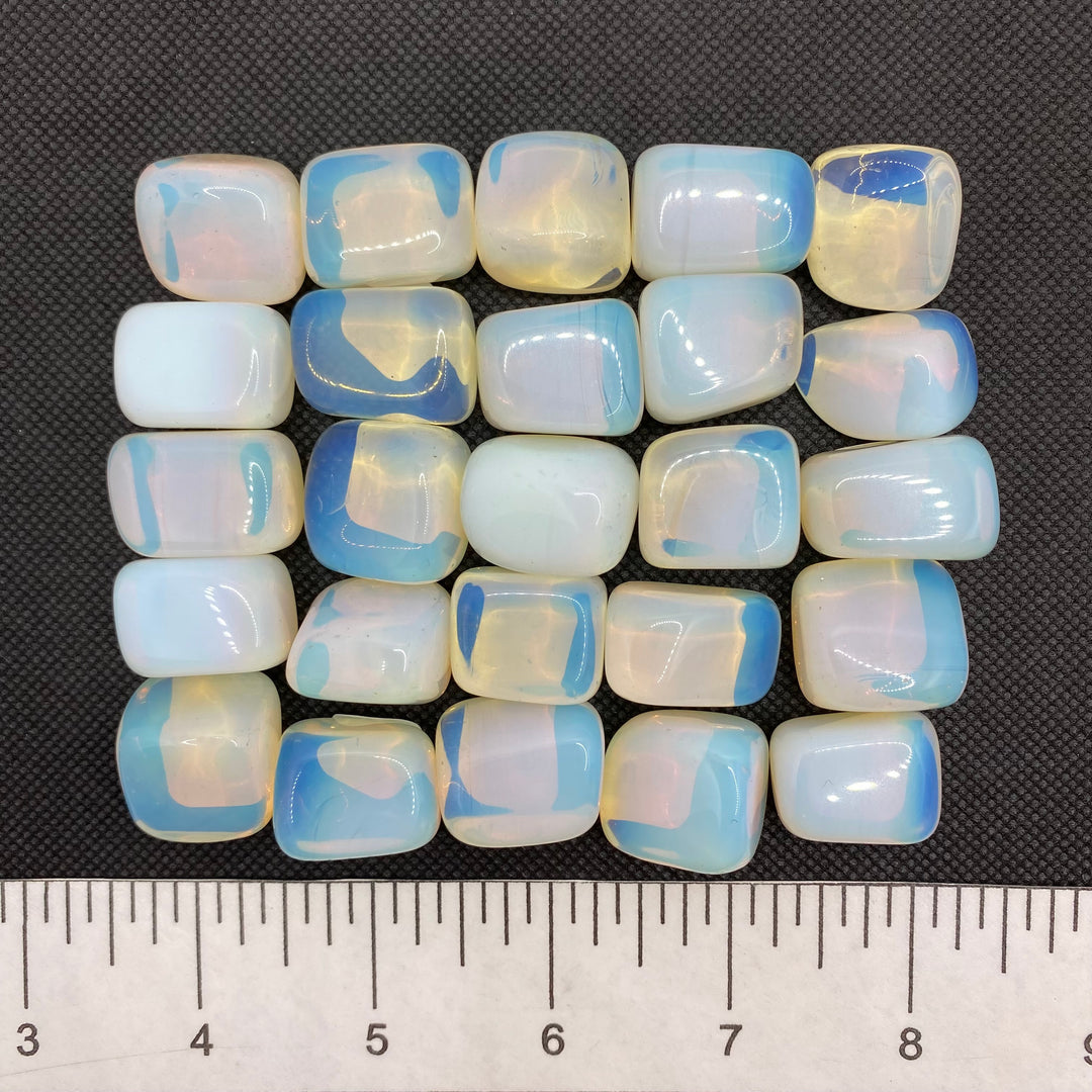 Opalite Polished-Cube O601