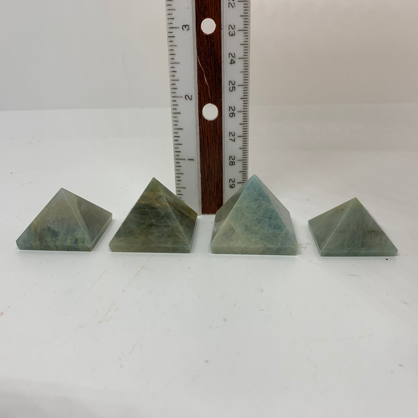 Aquamarine Pyramid PY15-1